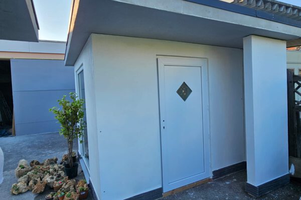Tinyhouse 1 Eingang_1