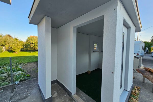 Tinyhouse 2 Eingang_1-2